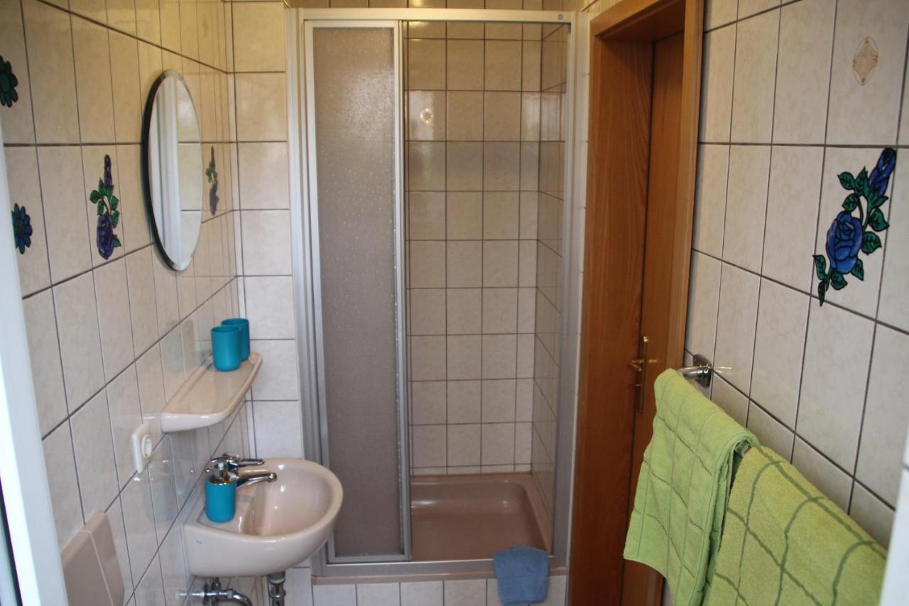 Pension & Ferienwohnung Breitmoser Angelika Riedenburg Exterior foto